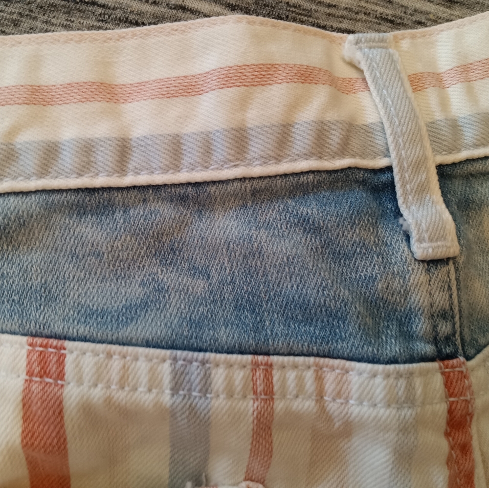 American Eagle | Striped Patchwork Mom Shorts Red… - image 8